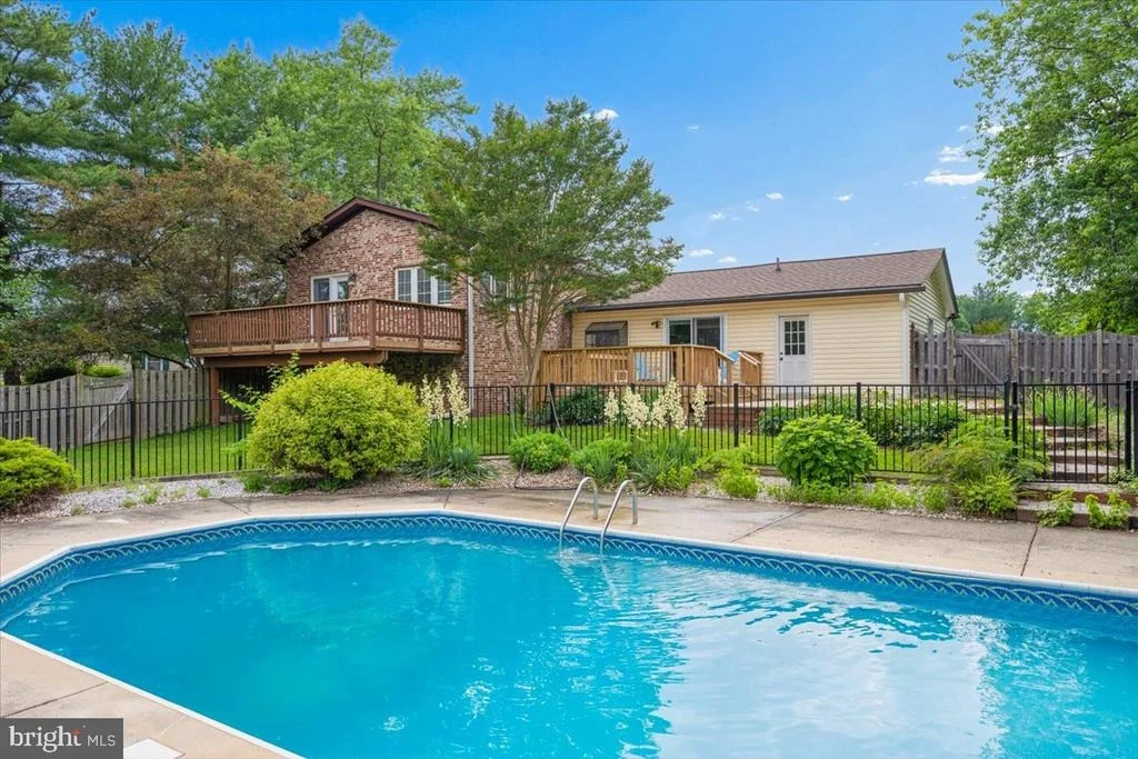 Photo of 7993 PLEASANT COURT