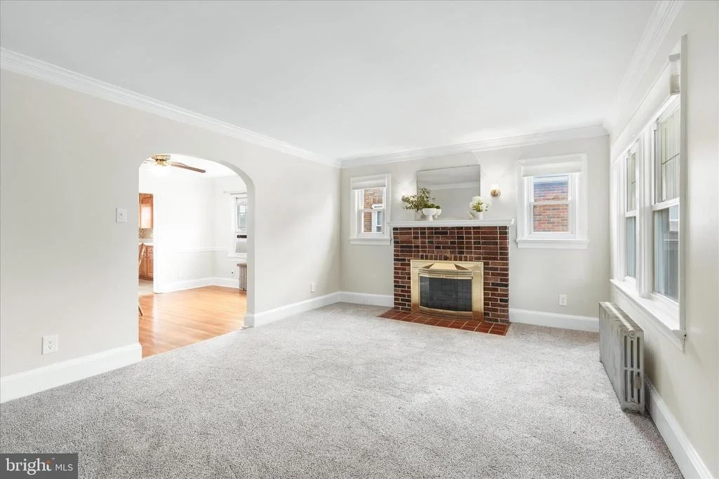 Photo of 6 E 13TH STREET