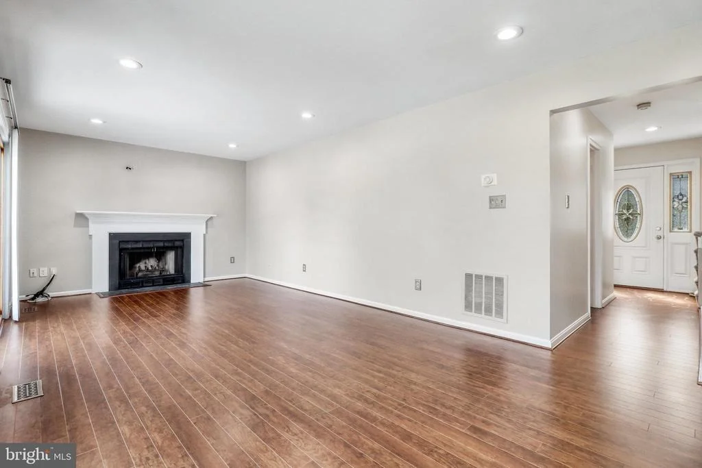 Photo of 1433 VALEBROOK LANE