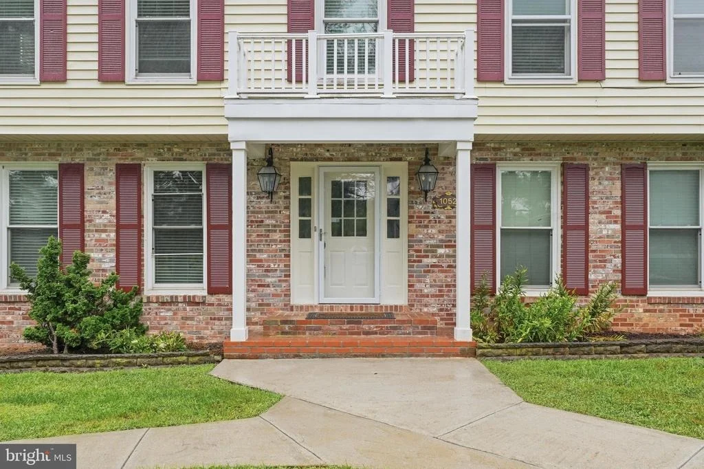 Photo of 1052 RIDGE ROAD