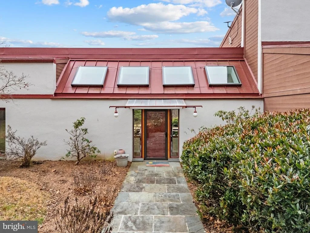 Photo of 3850 COBBLER MOUNTAIN ROAD