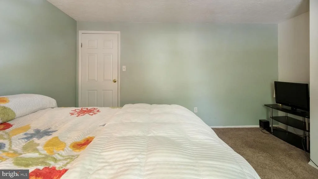 Photo of 18214 SWAN STREAM DRIVE