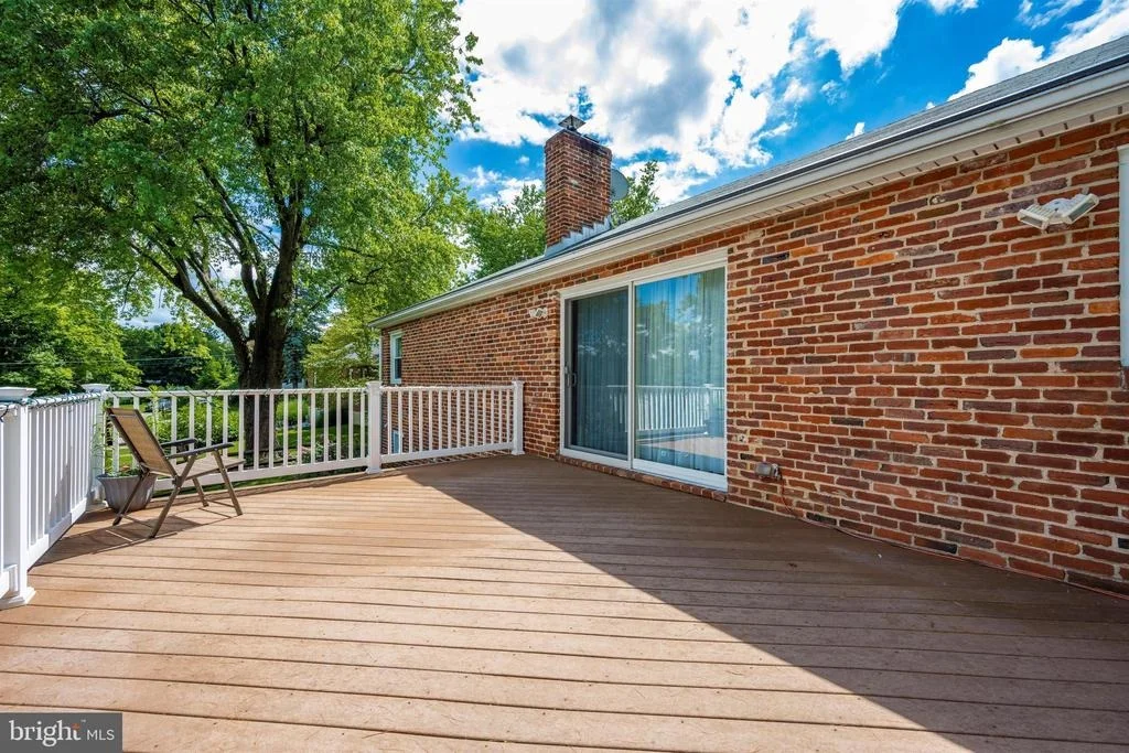 Photo of 25805 RIDGE ROAD