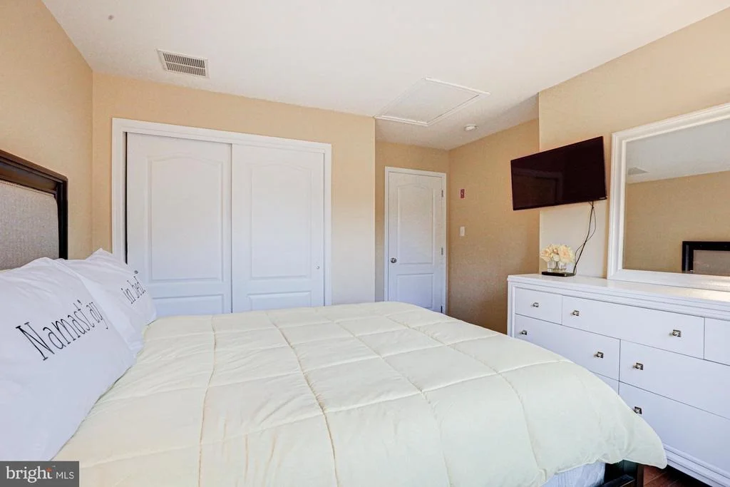 Photo of 1413 OLMSTED DRIVE