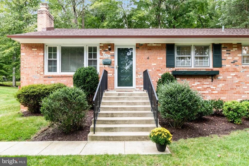Photo of 5644 RAVENEL LANE