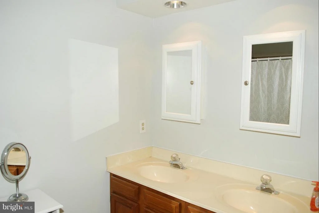 Photo of 13810 TURTLE COURT