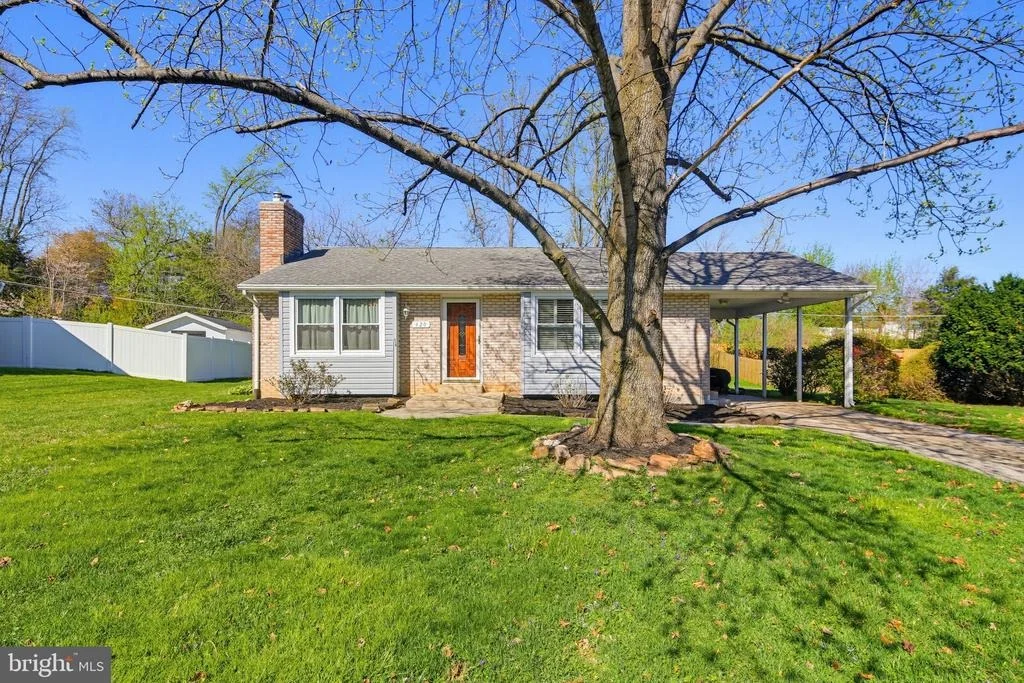 Photo of 620 LEE WAY
