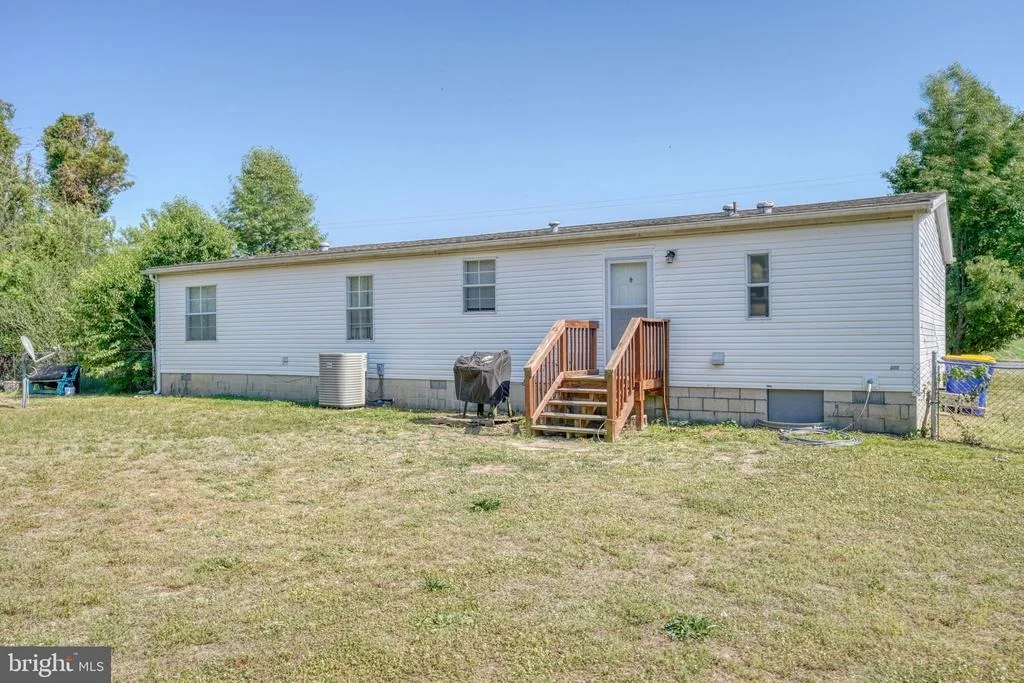 Photo of 6195 WATSON ROAD