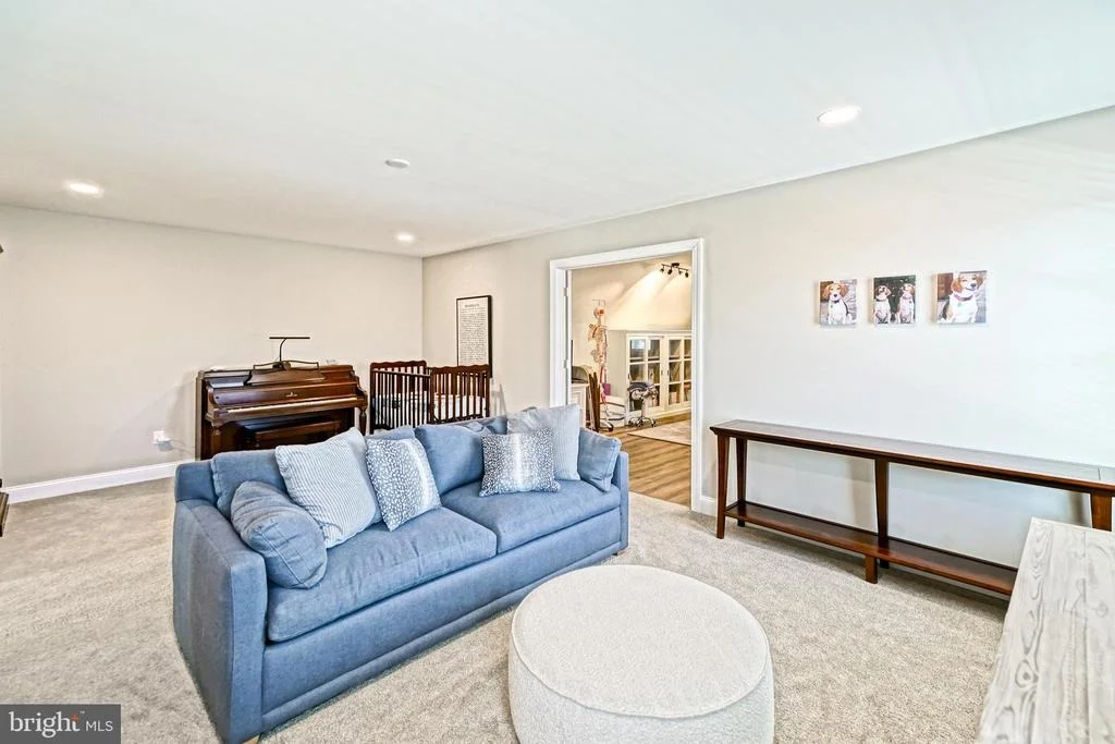 Photo of 35142 BATTLEMIXER DRIVE