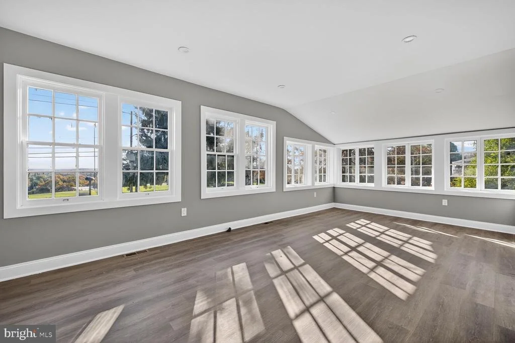 Photo of 401 LINDEN AVENUE