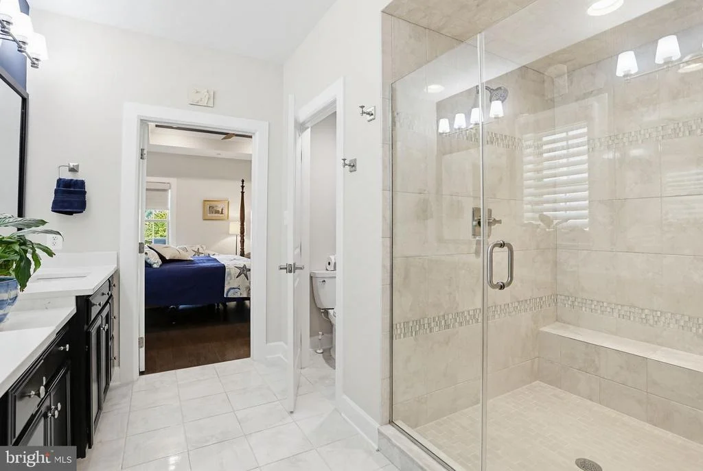 Photo of 3816 FULHAM ROAD