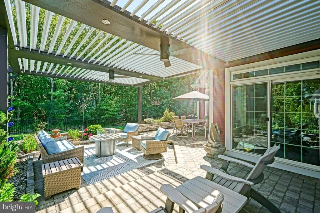 Photo of 33562 UNION CIRCLE