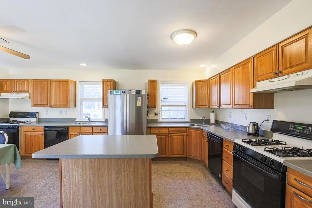 Photo of 2600 TANEY ROAD
