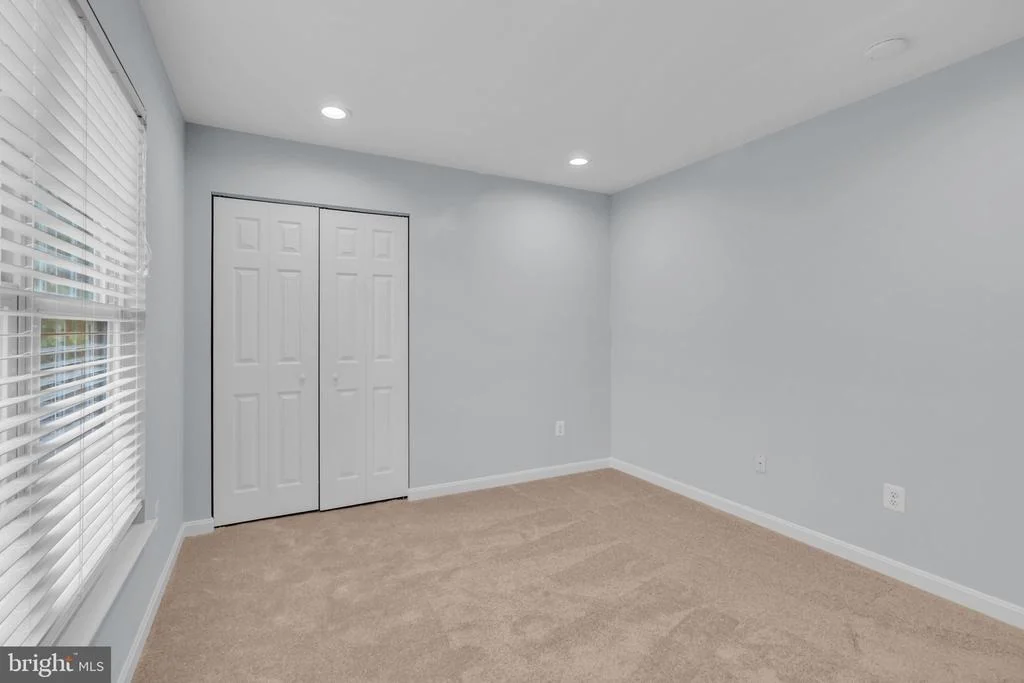 Photo of 43553 DEMPSEY LANE