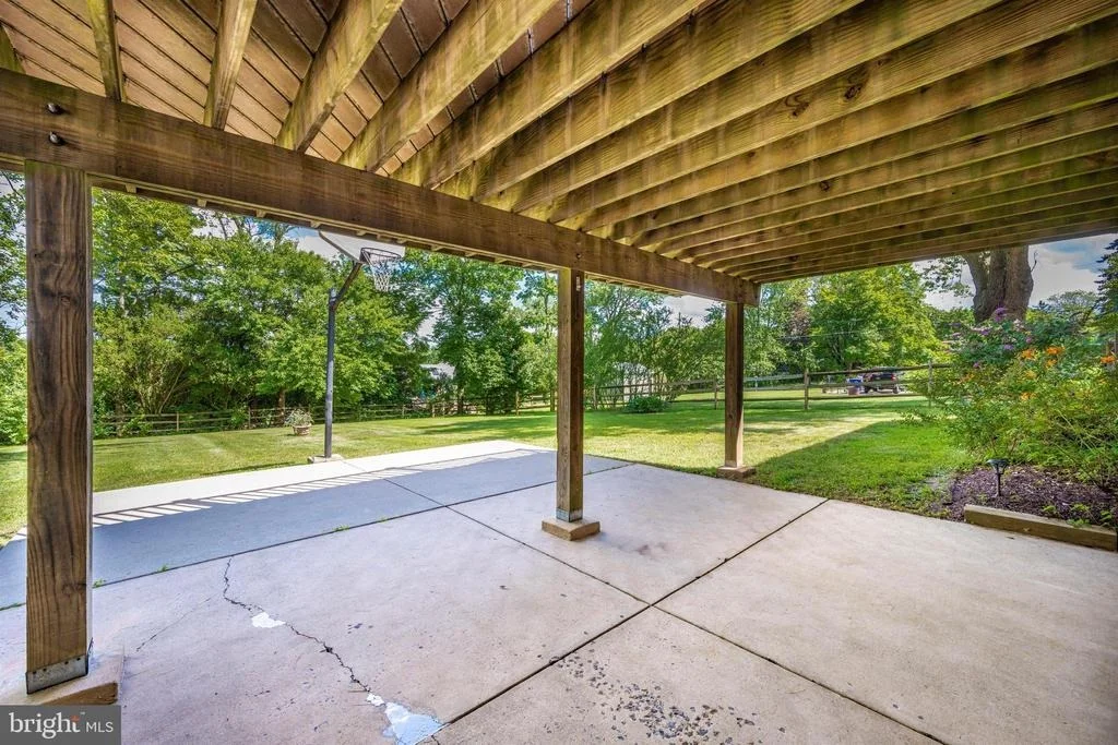 Photo of 25805 RIDGE ROAD