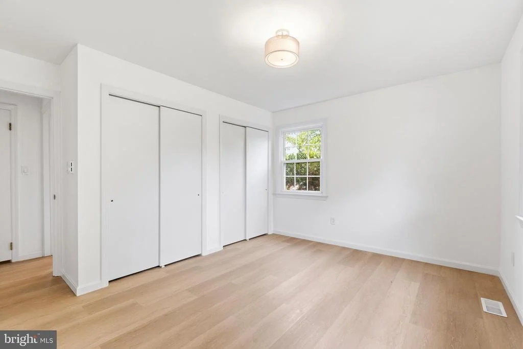 Photo of 6783 SUNNYBROOK DRIVE