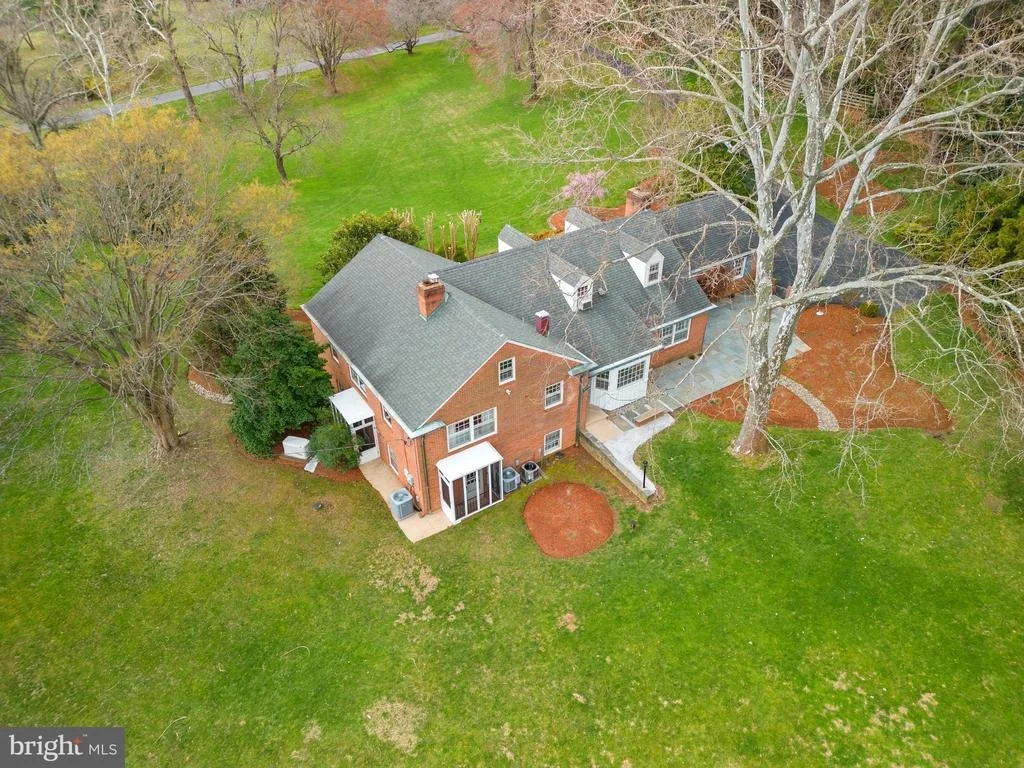 Photo of 1000 ASHLAND DRIVE