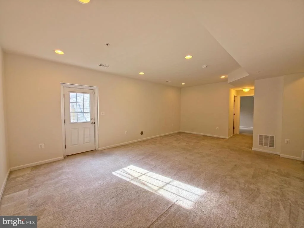 Photo of 6565 CLUSTER PINE COURT
