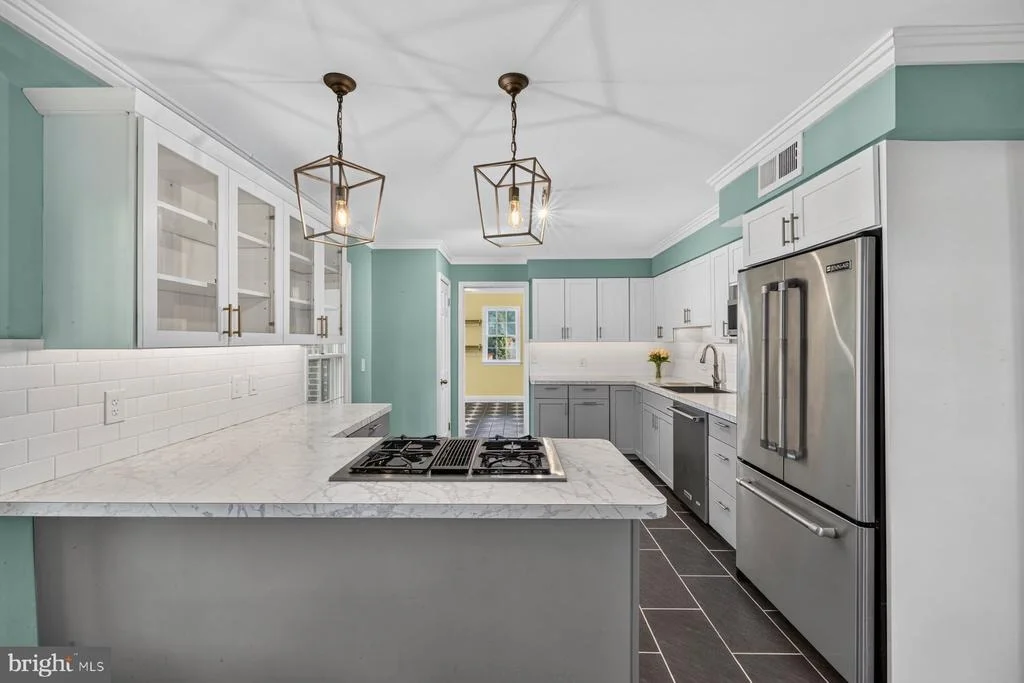 Photo of 608 BELLVIEW AVENUE