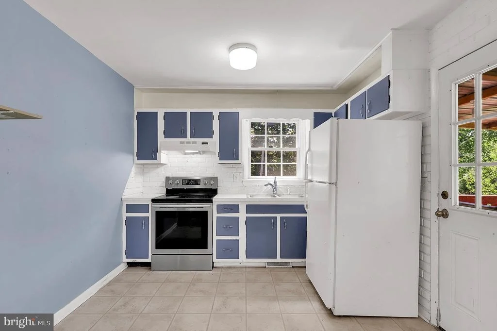 Photo of 6621 WILLIS LANE