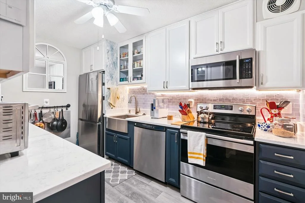 Photo of Unit 2108 at 15107 INTERLACHEN DRIVE