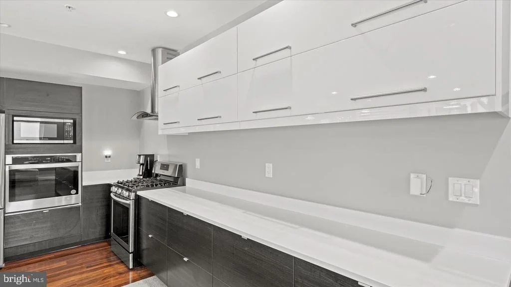 Photo of 3145 BAYBRIAR ROAD