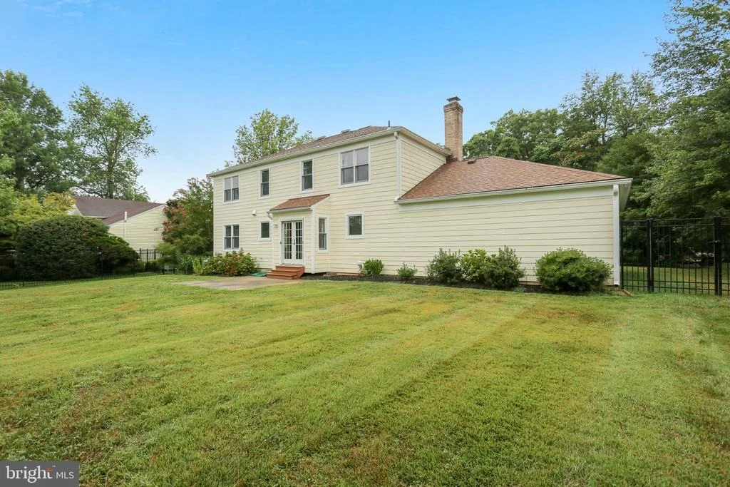 Photo of 15209 DONNA DRIVE