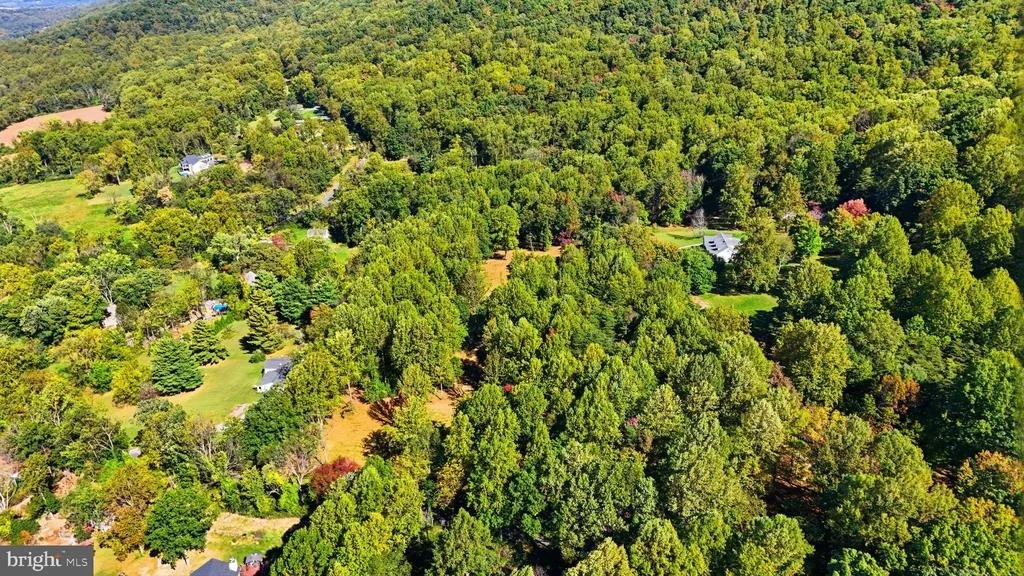 Photo of 8899 HAWBOTTOM ROAD