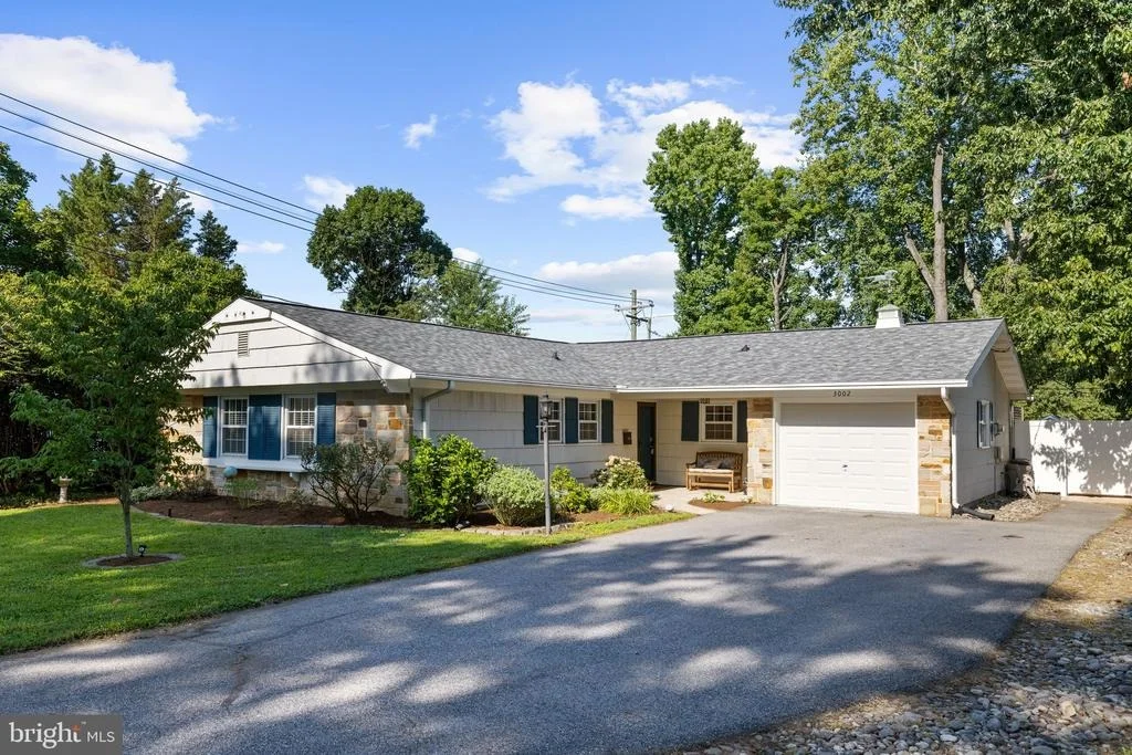 Photo of 3002 TANBARK LANE