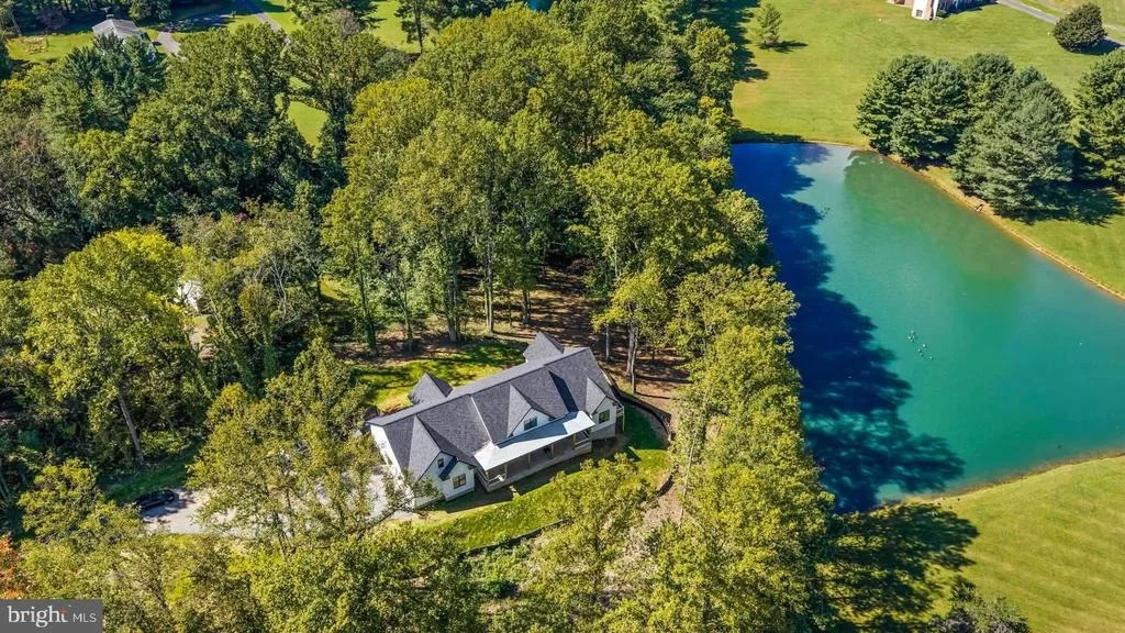 Photo of 8186 MEETZE ROAD