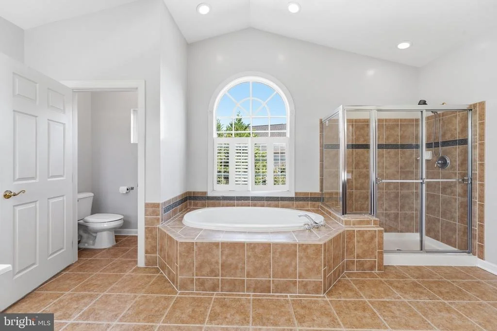 Photo of 2148 CHESTNUT LANE