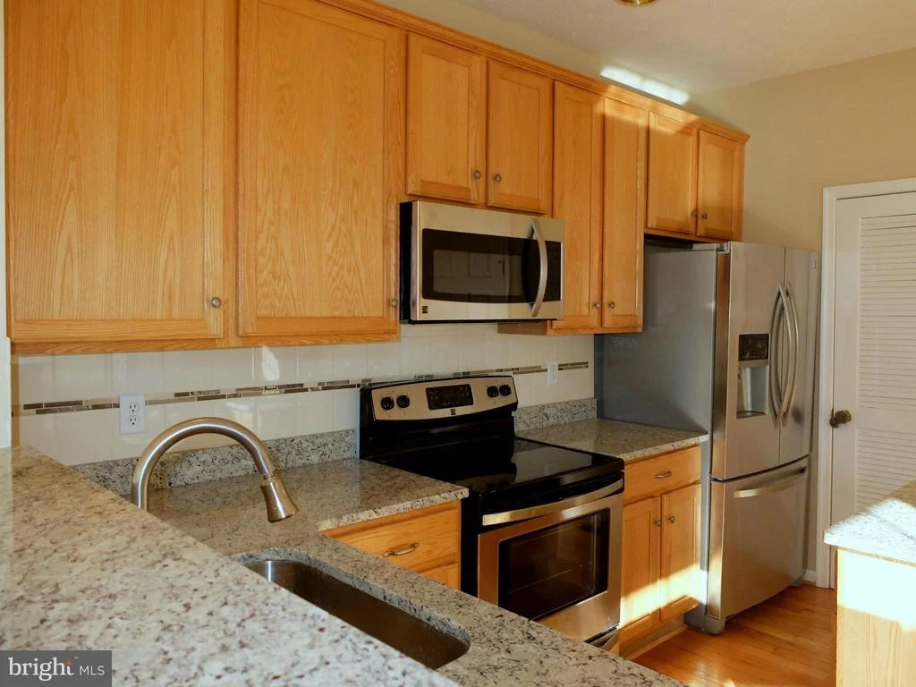 Photo of 2424 KNAPPS WAY