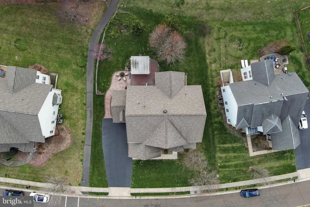Photo of 4045 CRAY DRIVE
