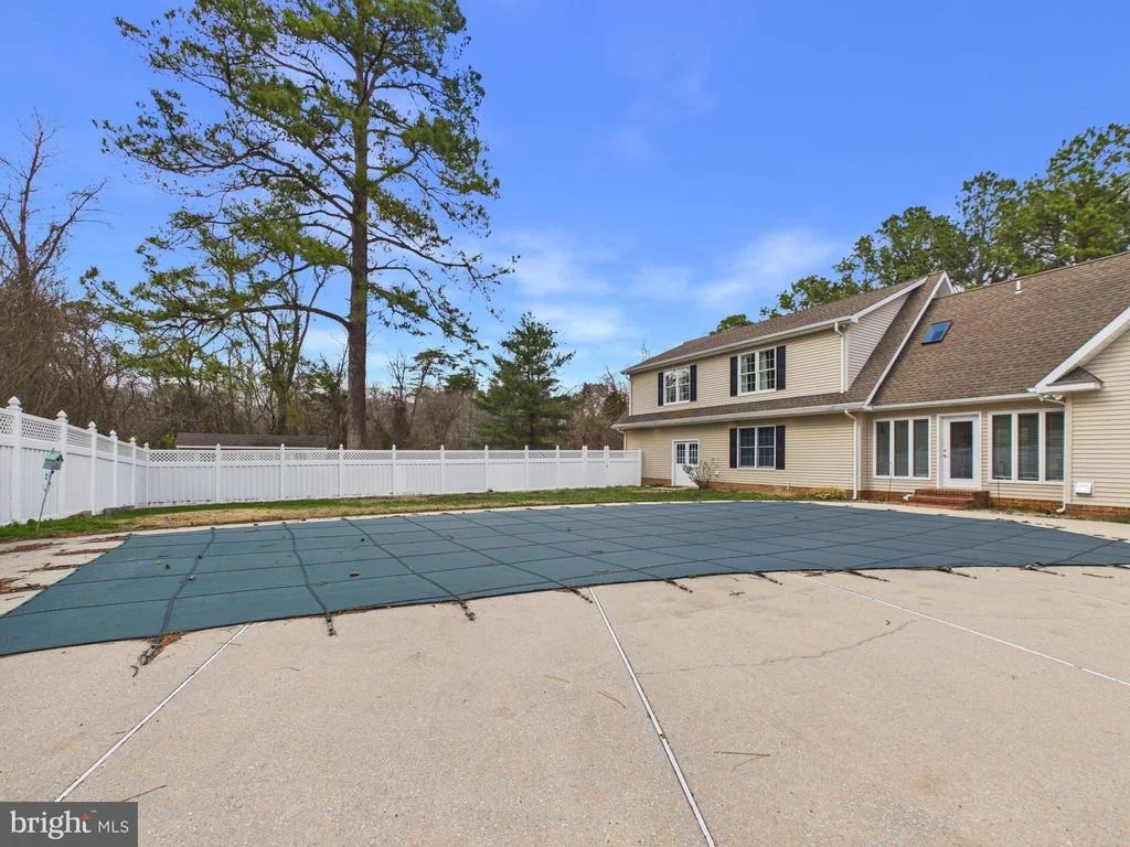 Photo of 24764 PEALIQUOR ROAD