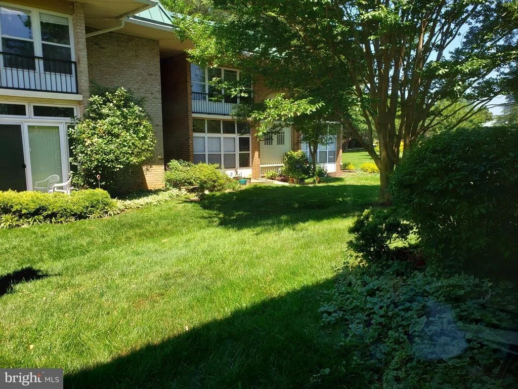 Photo of Unit 31B at 3629 GLEN EAGLES DRIVE