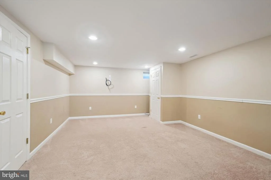 Photo of 4422 WINDING OAK DRIVE