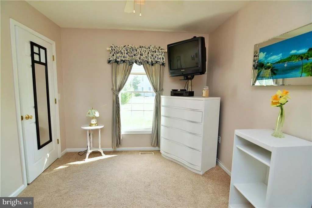 Photo of 502 MAPLE COURT