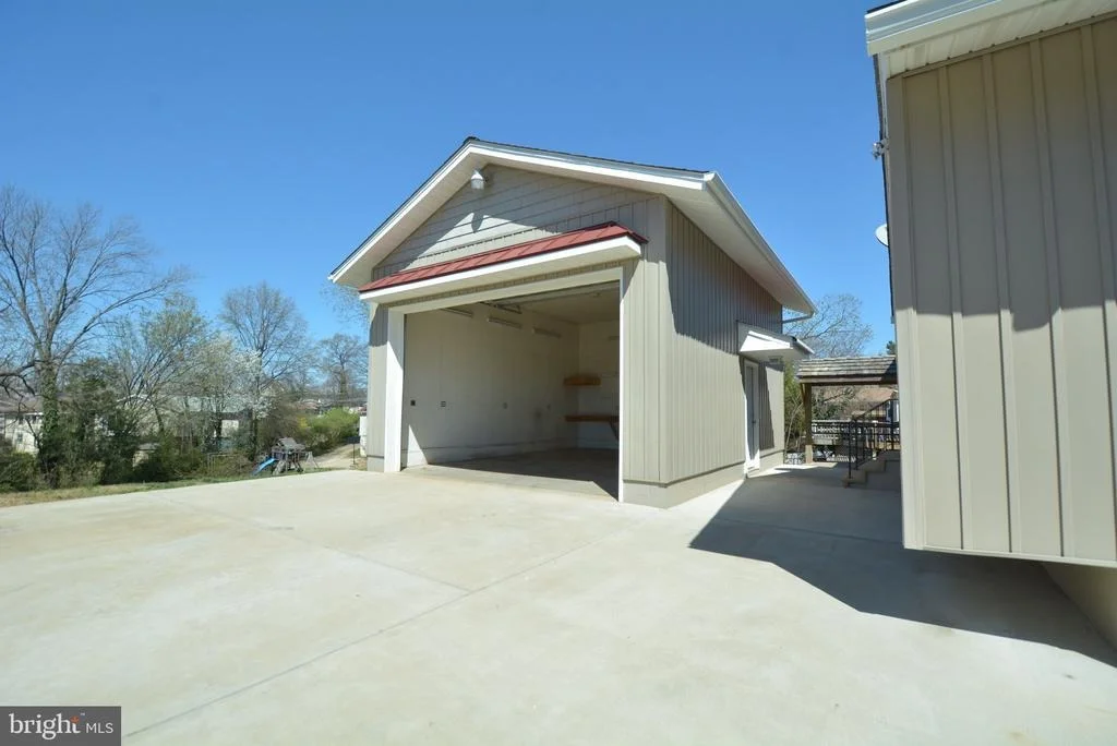 Photo of 6618 BOWIE DRIVE