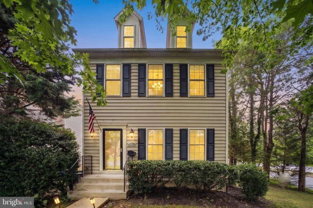 Photo of 10802 SECOND STREET