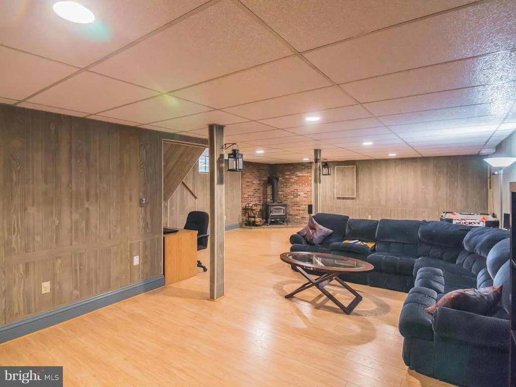 Photo of 5650 LONG BEACH ROAD