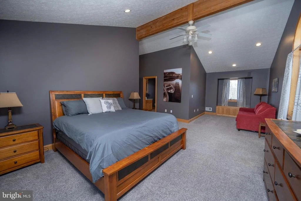 Photo of 723 PINNACLE DRIVE