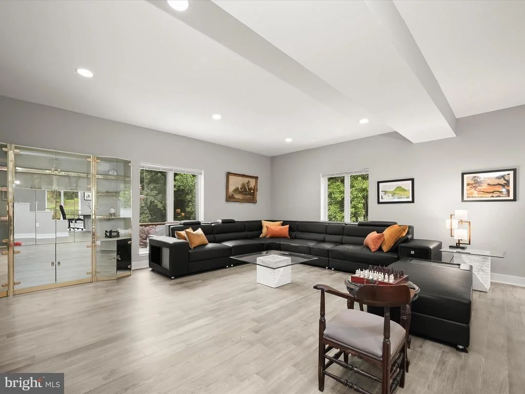 Photo of 1199 ASQUITHPINES PLACE