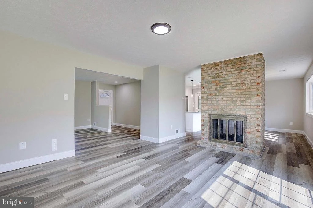 Photo of 318 OVERLOOK DRIVE