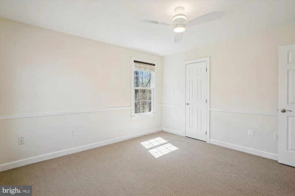 Photo of 302 TSCHIFFELY SQUARE ROAD