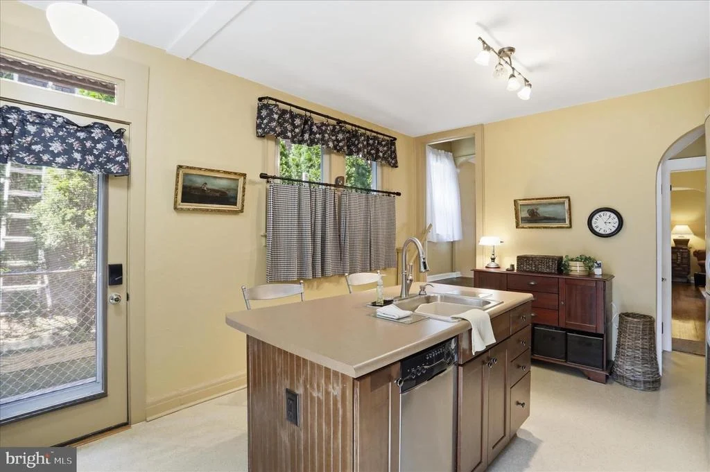 Photo of 106 LUTEMAN ROAD