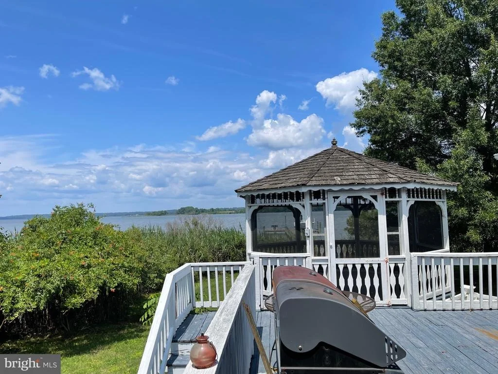 Photo of 36026 BAY DRIVE