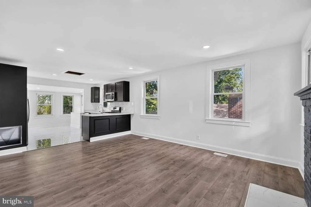 Photo of 1227 44TH PLACE SE