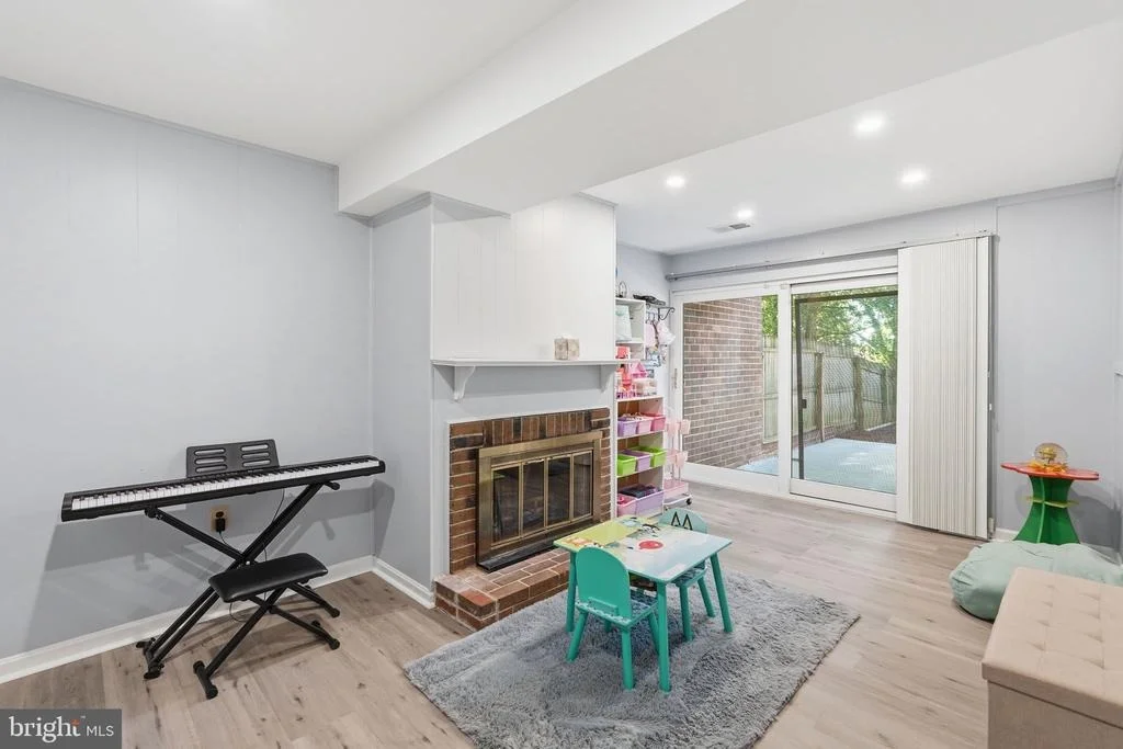 Photo of 4936 SAUQUOIT LANE
