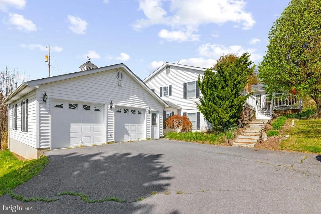 Photo of 1049 LAUREL GROVE ROAD