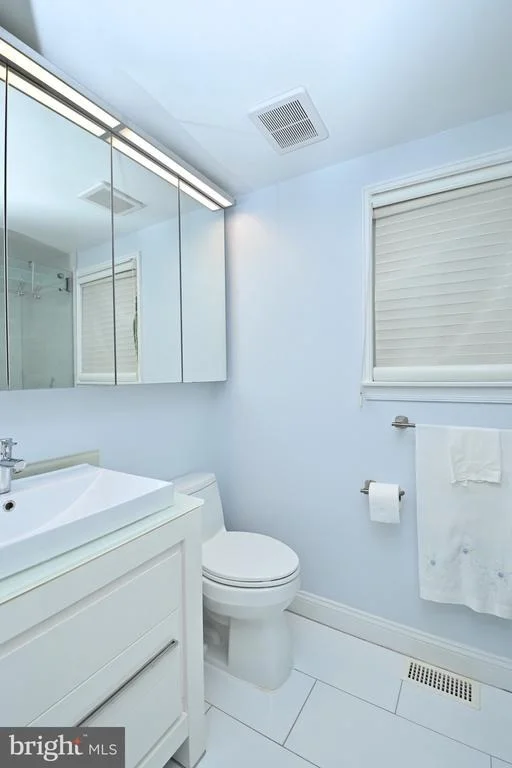Photo of 8634 RESECA LANE